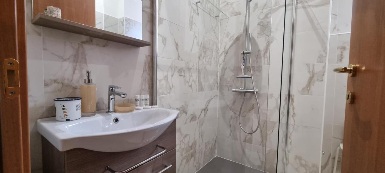 Apartamento Altido New Apt 10 Min From Duomo, 25 Min From Linate Milán Exterior foto